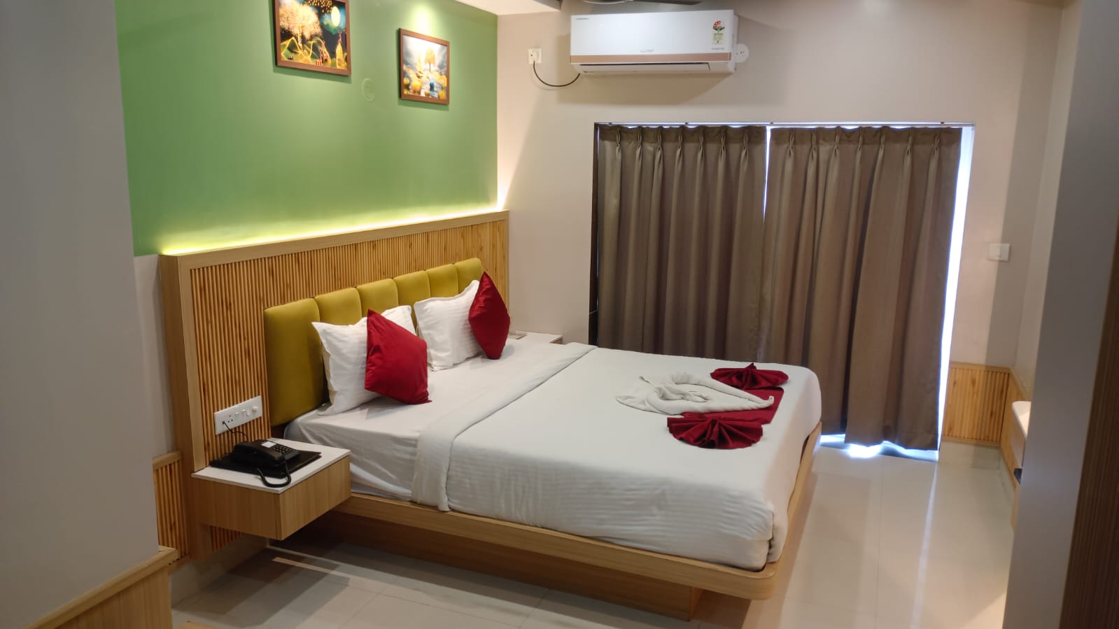 Super Deluxe Balcony Sea view